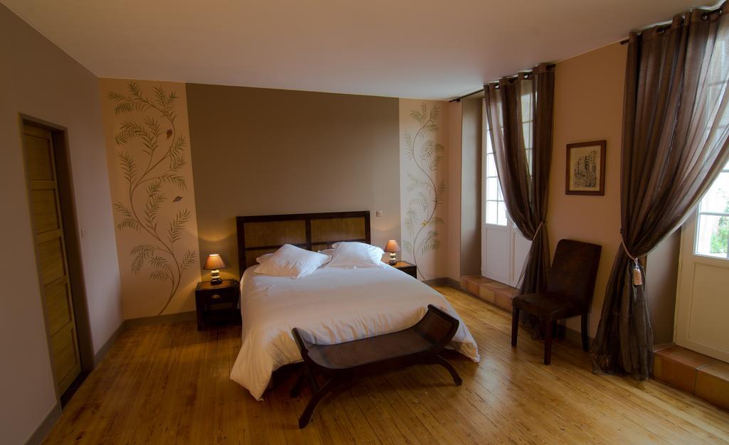 Chateau Beau-Site Bed and Breakfast Portets Habitación foto